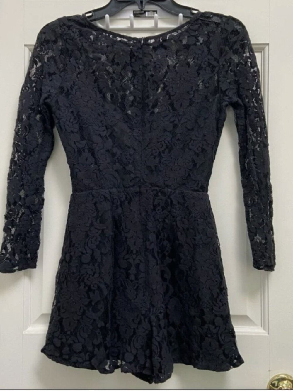 NEW BB Dakota Dasha Black Lace Romper Size 2
